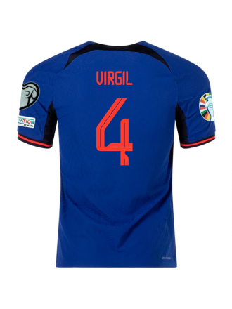 Maglia da trasferta autentica Nike Olanda Virgil Van Dijk con toppe per le qualificazioni agli Europei 22/23 (Deep Royal/Habanero Red)